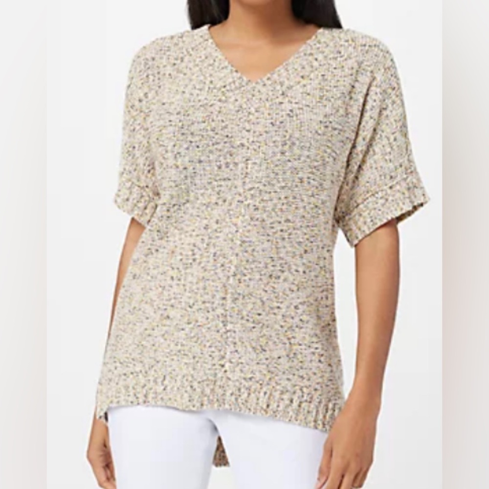 Naturals D&Co multi colored short sleeved hi-low sweater in citrus.  Size L